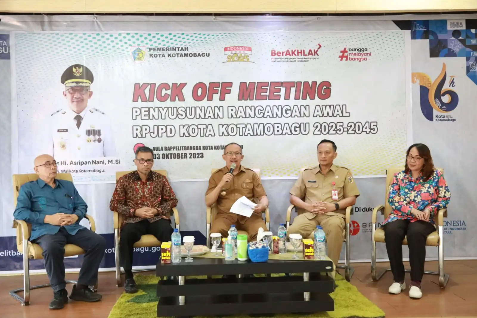 Asripan Nani Buka Kegiatan Kick Off Meeting Penyusunan RPJPD Kota Kotamobagu Tahun 2025-2045