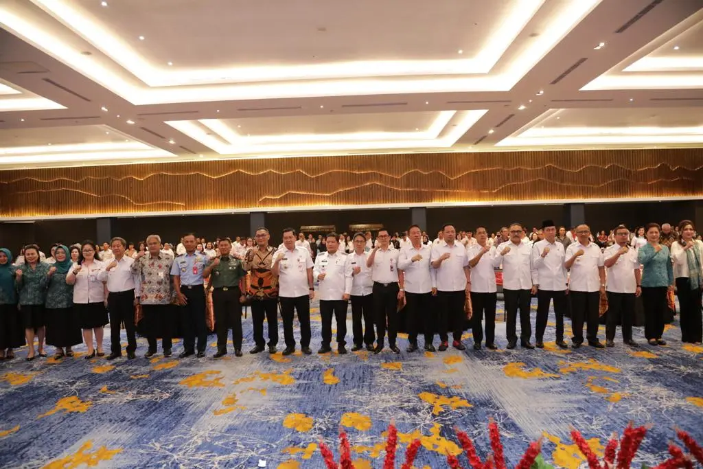 Penjabat Walikota Asripan Nani Ikuti Rapat Koordinasi dan Evaluasi Tim Percepatan Penurunan Stunting se-Sulut