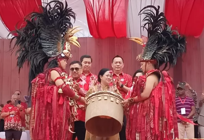 Spektakuler, Gubernur dan Wagub Sulut Dampingi Ketua DPR RI Buka TIFF 2023