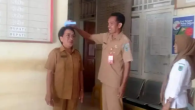 Dinas Kesehatan Kabupaten Bolaang Mongondow (Bolmong) melalui Puskesmas Pangian, melaksanakan skrining kesehatan bagi ASN Pemkab Bolmong, yang berada di Kantor Kecamatan Passi Timur