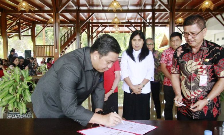 Pemprov Sulut Berikan Bantuan Dana Hibah untuk Rumah Ibadah di Tondano