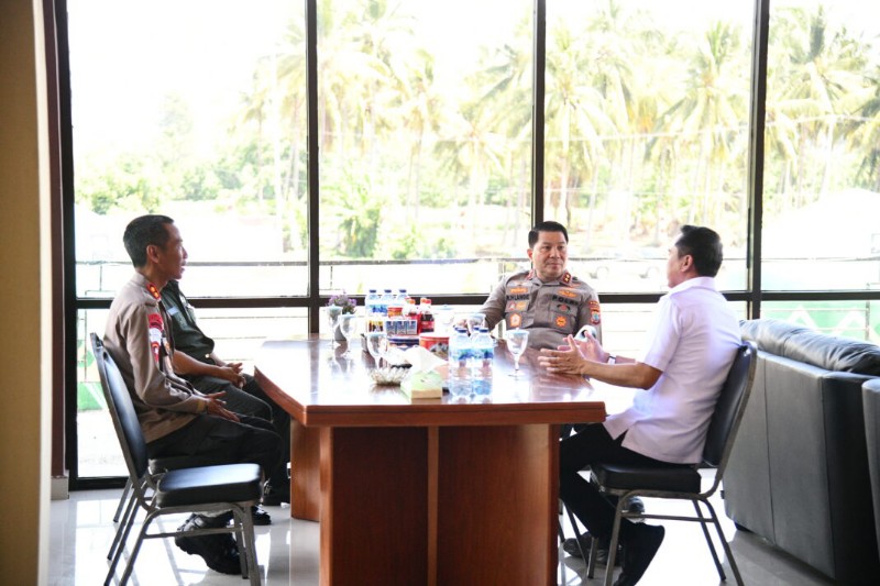 Bupati Boltim Sambut Kedatangan Kapolda Sulut