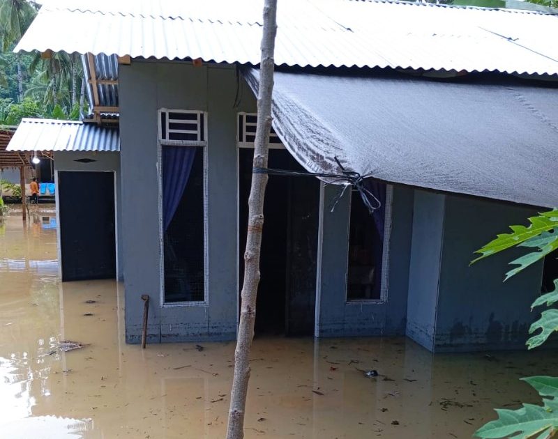 Sebanyak 27 Rumah di Desa Buyat Barat Terdampak Banjir