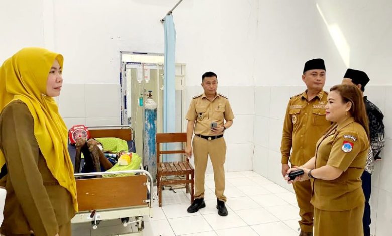 Menderita Penyakit Kulit Parah, Jumadi Lahenko Terus Mendapatkan Perhatian