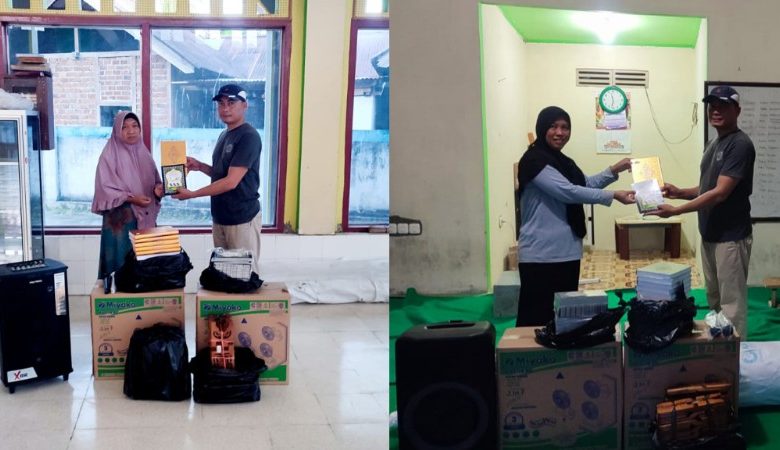 Pemdes Buyat Satu Serahkan Bantuan Untuk TPQ Al-Mujtahid