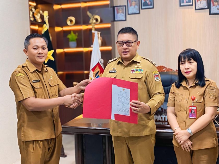 Sertijab camat maesaan