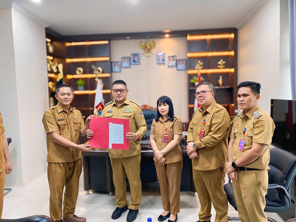 Sertijab camat maesaan