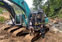 Polres Boltim Police Line 10 Excavator di Garini Buyat