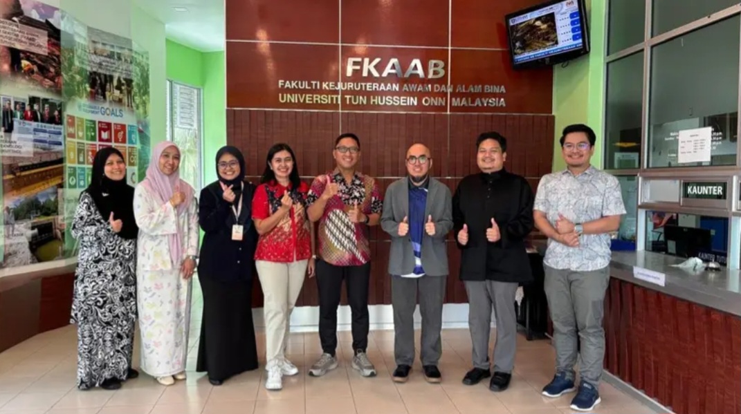 Polimdo-UTHM Teken MoU