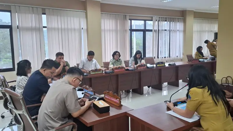 Hillary Pertanyakan Data Realisasi PMD Sulut